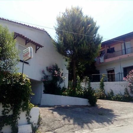 Ilias Appartements Tsaprounis Ellinika  Kültér fotó